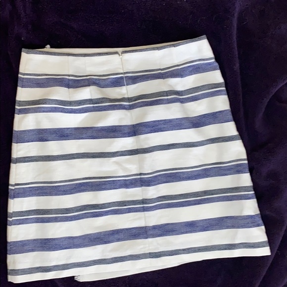 Ann Taylor Loft Linen Spring Skirt - Picture 3 of 5